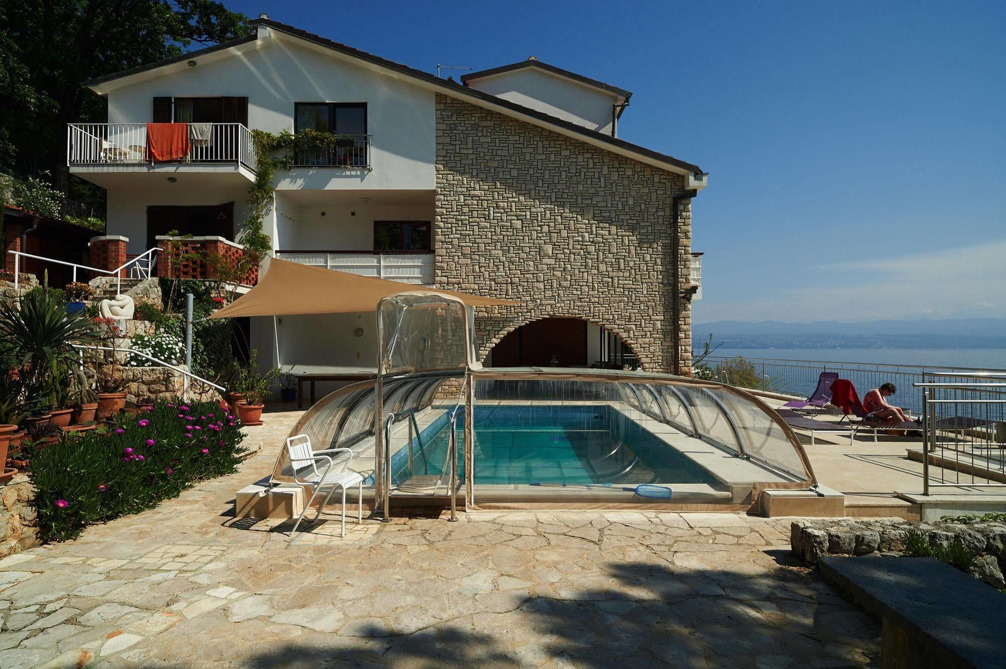 Villa Kleiner Moscenicka Draga Exterior photo